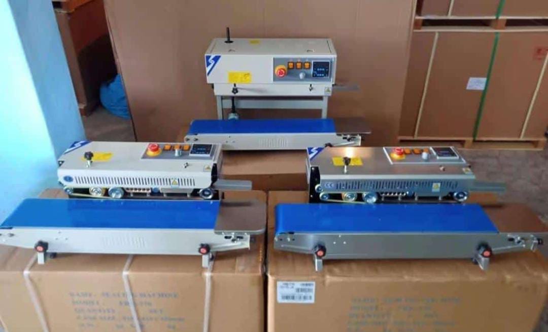 FRB-770 Continuous Horizontal Band Sealer Machine, 500 W